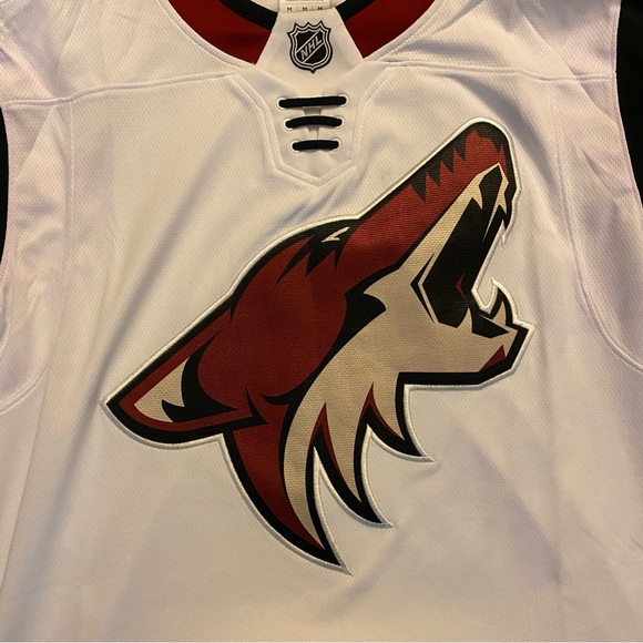 NWT Arizona Coyotes NHL Jersey - Picture 2 of 4